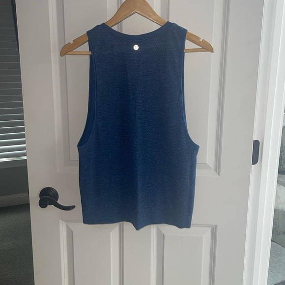 Lululemon Breeze By Muscle Tank Cerulean Blue Black 2016 Style: W1ADSS $58 Sz 6 - Picture 3 of 6